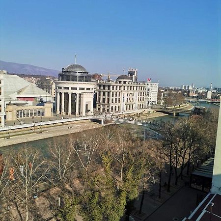 Calla 5 Apartment - Main Square, In The City Shopping Center - Parking Slot With Security And Video Camera Skopje Zewnętrze zdjęcie