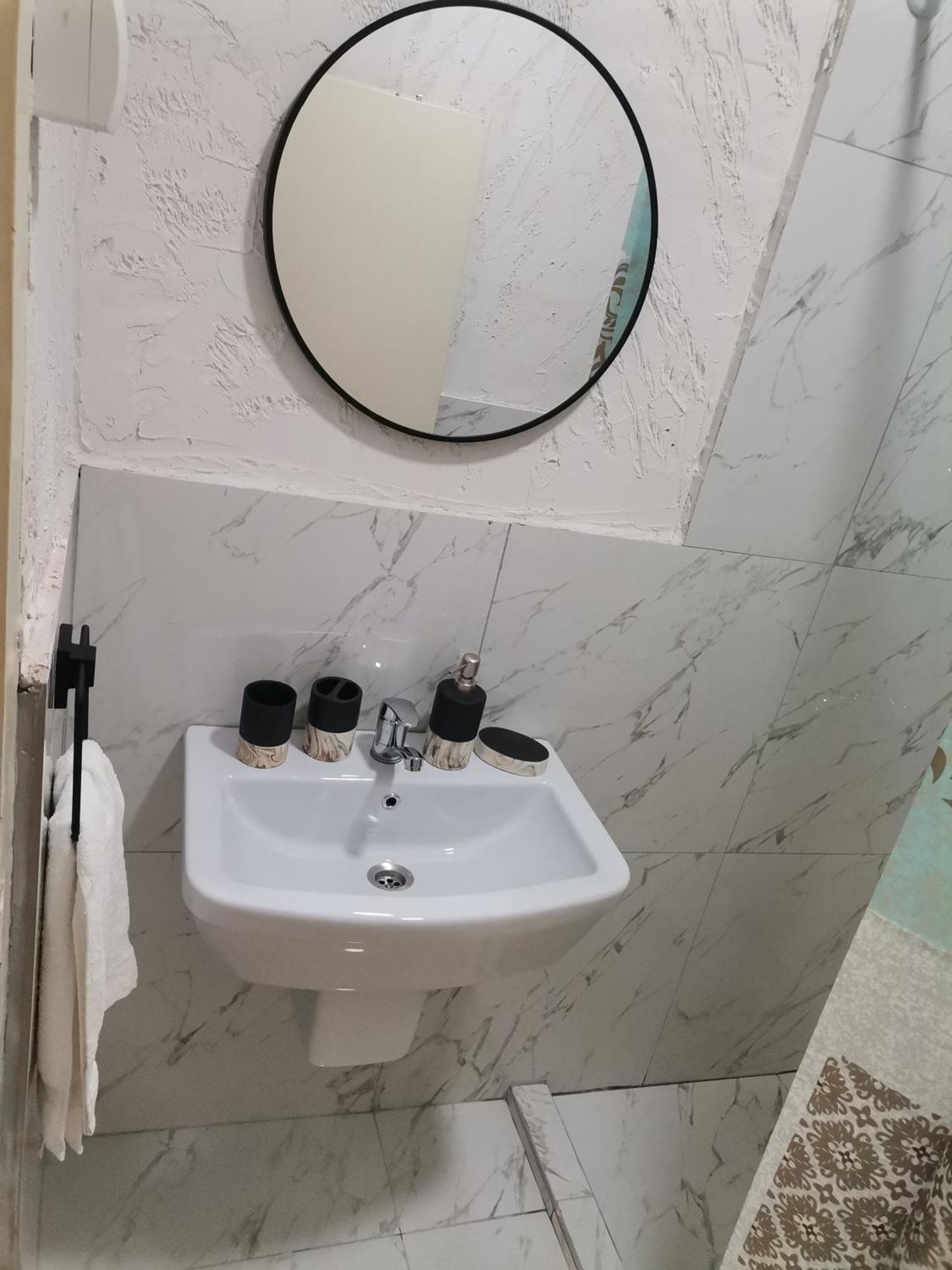 Calla 5 Apartment - Main Square, In The City Shopping Center - Parking Slot With Security And Video Camera Skopje Zewnętrze zdjęcie